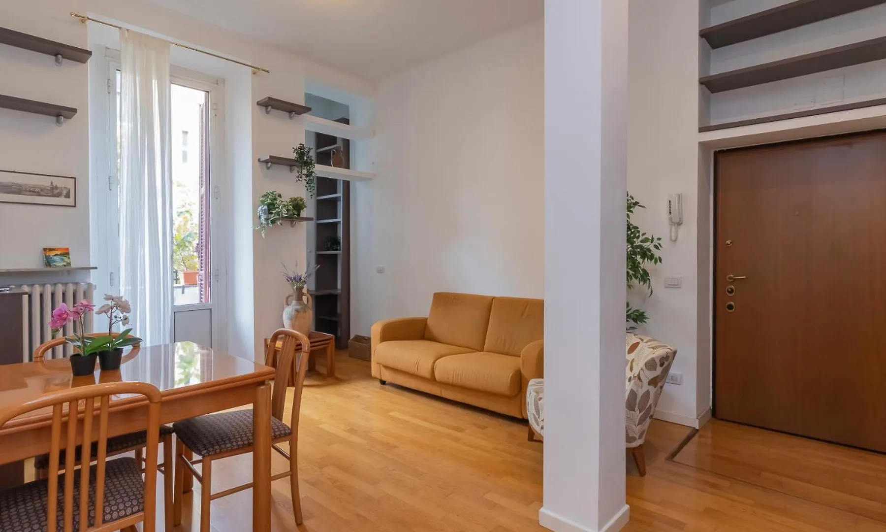 New Apartment In Susa - Argonne 35 Milan 0*,  Italy